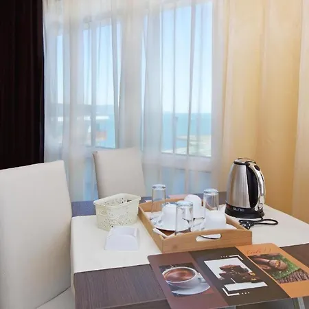 Sea View In Paradiso 内塞伯尔